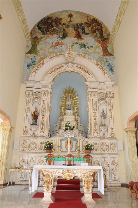 CRÔNICAS Altar da Igreja Matriz de Rio Pomba MG