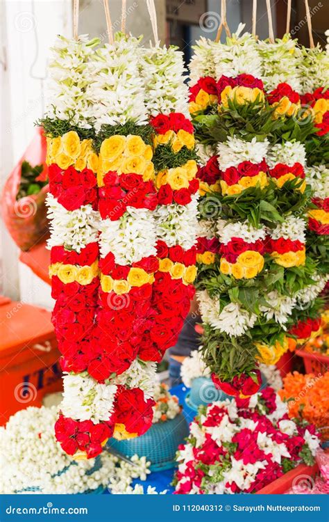 Flower Stall Selling Garlands For Temple Offerings Little India Stock