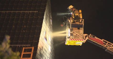 Gewitter in Sonsbeck Feuerwehr löscht Brand auf Dachboden eines Hauses