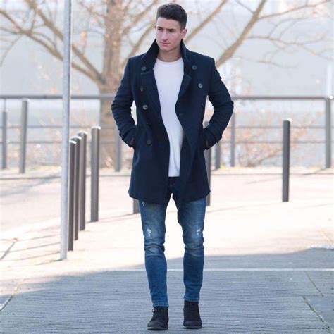 50 Peacoat Outfit Ideas for Men | Peacoat Outfit Ideas | メンズファッション, メンズ スタイル, 冬 ファッション メンズ