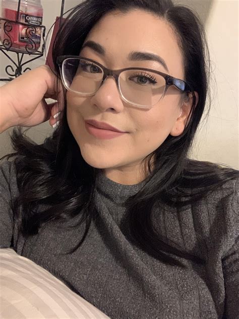 Something About Wearing My Glasses Makes Me Feel So Innocent 😈 R Girlswithglasses