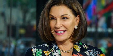 Hgtvs Hilary Farr Reveals She Underwent 3 Surgeries For Breast Cancer