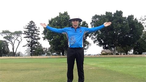 Cricket Umpire Signals : Cricket umpires australia proudly part of the ...