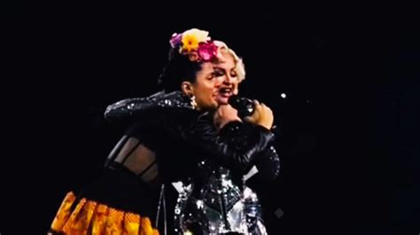 Madonna Cierra Su Gira En M Xico Con Salma Hayek Como Invitada Especial