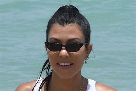 Kourtney Kardashian Bikini Body