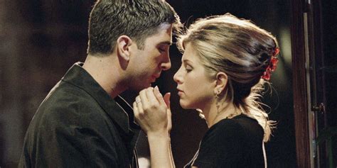 Friends: 10 Ways Ross & Rachel Are The Worst Sitcom Couple