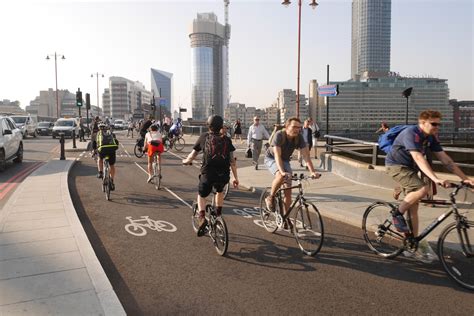 Boroughs told to plan for cycling - London Cycling Campaign