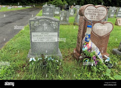 Monumentos De Cementerio Fotograf As E Im Genes De Alta Resoluci N Alamy