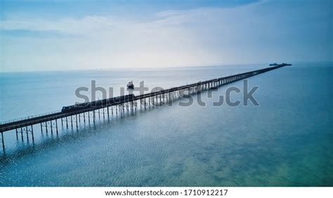 820 Southend On Sea Pier Images, Stock Photos, 3D objects, & Vectors ...