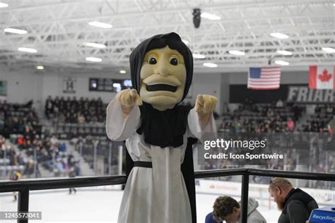 Providence Friars Mascot Photos and Premium High Res Pictures - Getty ...