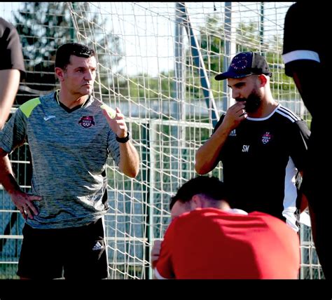 Football National Hauts Lyonnais Garde Le M Me Cap