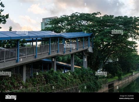 Singapore Pedestrian Overhead bridge , PIE Stock Photo - Alamy