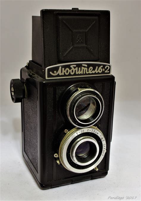 Gomz Lubitel 2 120 Film 6x6cm Exposures TLR Camera C1955 1978