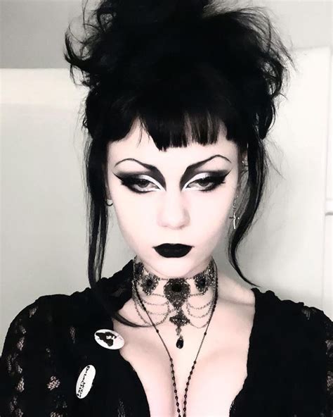 Trad Goth Makeup Goth Makeup Looks Goth Eye Makeup Punk Makeup Alt