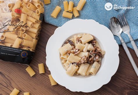 Pasta Rigatoni Con Gorgonzola Peras Y Nueces De Rechupete