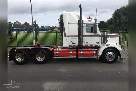 2007 Western Star 4800 Series 4864fx