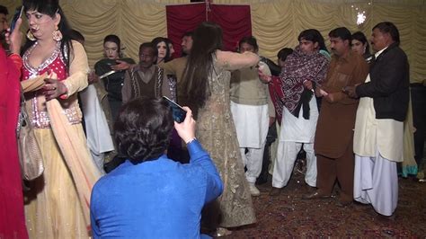 New Hot Mujra 2017 Unseen Pakistani Sexy Dance Video YouTube