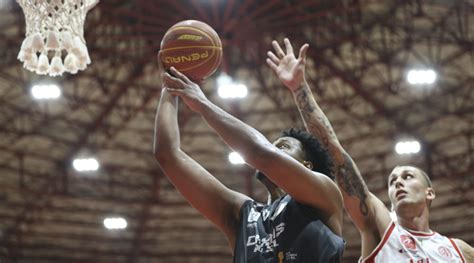 Caxias Do Sul Basquete Perde Para O Paulistano Caxias Do Sul Basquete