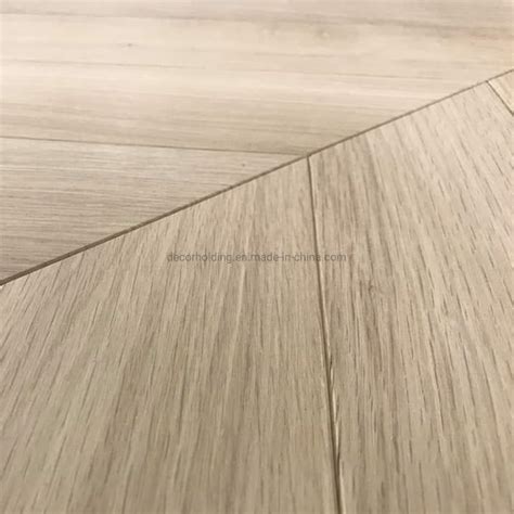 Russian Oak Wood Fishbone Parquet Engineered Flooring Engineered