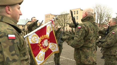 Polska Armia Ro Nie W Si Nowi Terytorialsi I Inwestycje W Sprz T Wideo