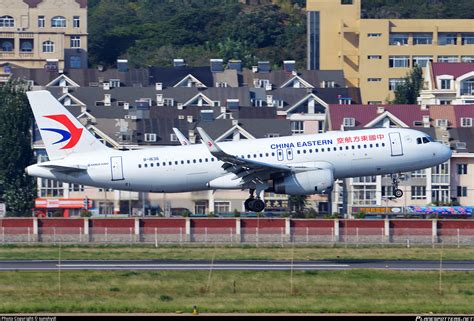 B 1636 China Eastern Airlines Airbus A320 232 WL Photo By Sunshydl