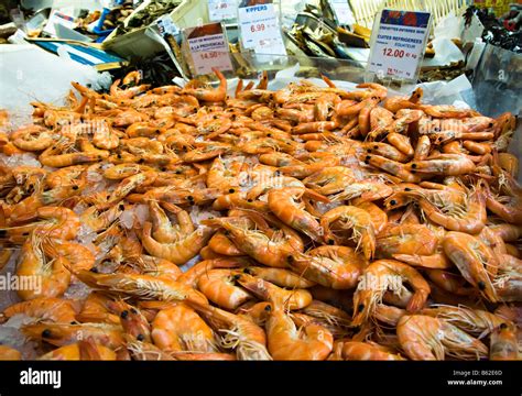 Supermarket Sale Signs Hi Res Stock Photography And Images Alamy