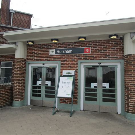 Horsham Railway Station อังกฤษ รีวิว Tripadvisor