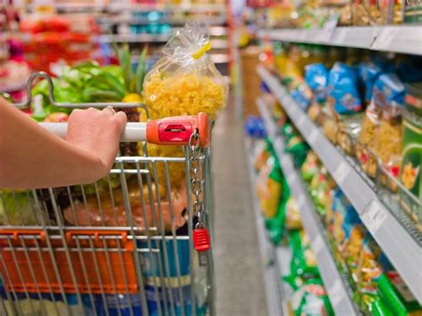 Los supermercados están abastecidos pero piden consumo responsable