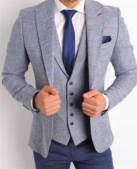 Shirt and Tie Combinations With A Grey Suit - The Ultimate Guide ...