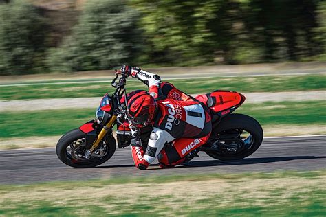 Ducati Monster Sp Present Specs Performance Photos