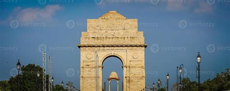 India Gate of Delhi in India 21631081 Stock Photo at Vecteezy