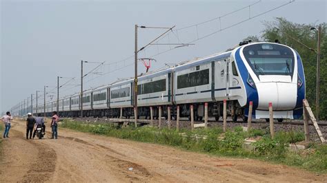 Vande Bharat Sleeper Train 80 New Trains To Be Manufactured TRSL BHEL