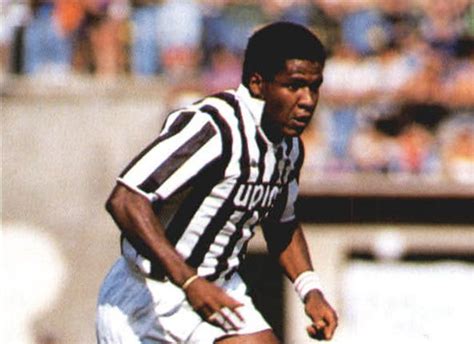 Existe Brasileiro Bem Sucedido Na Juventus Júlio César Calciopédia