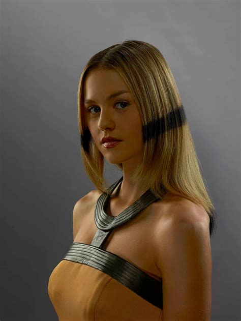 Marvel S Inhumans Marvel S Inhumans Stars Isabelle Cornish As