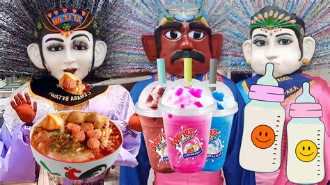 Lucu Ondel Ondel Betawi Makan Seblak Kepedesan Minum Pop Ice Dan Susu