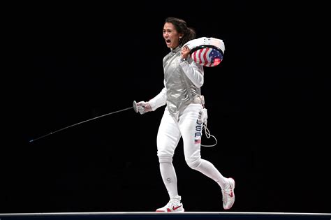 2021 Olympics 5 Facts About History Making Us Fencer Lee Kiefer