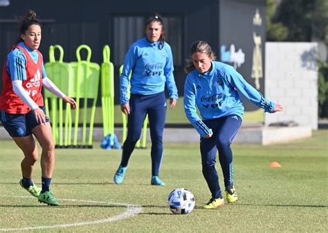 La Selección Femenina Trabajó En Turno Matutino Sitio Oficial De La Asociación Del Fútbol