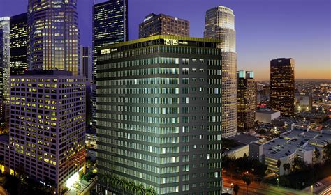 Wilshire Boulevard Corporate Apartment - Blu Corporate Housing