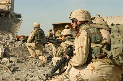 Army Bards: Remembering Fallujah Part 1: A Chaplain, an Infantryman ...