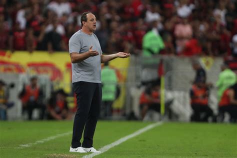 derrota para o São Paulo Rogério Ceni mantém tabu contra ex times