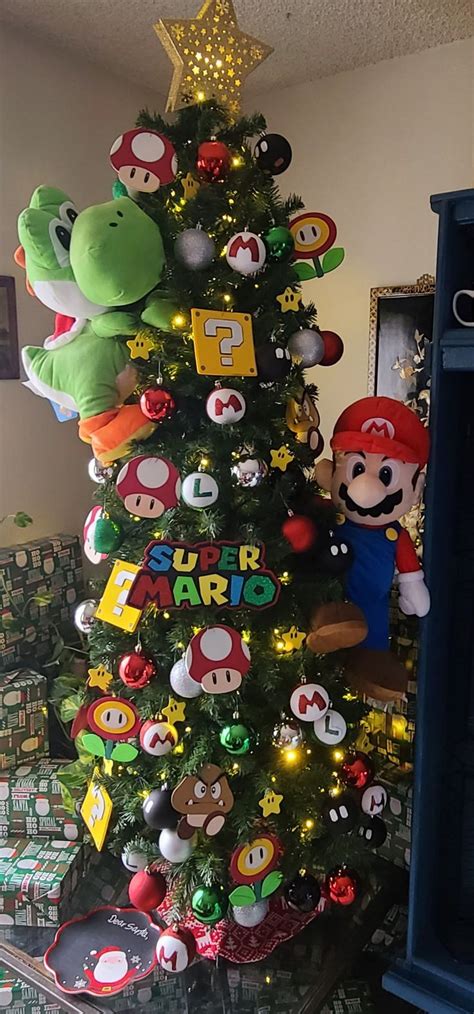 Super mario Christmas tree | Christmas tree themes, Funny christmas ...