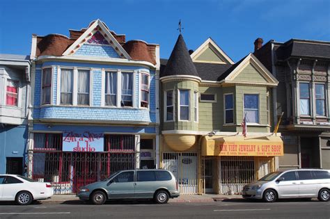 What It's Like Living In West Oakland | Neighborhoods.com ...