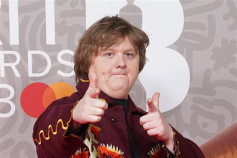 What Is The ‘feud Between Ed Sheeran And Lewis Capaldi The Standard