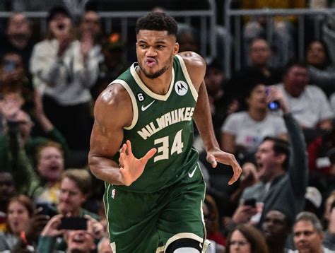 “mans Got Zero Talent” Nba World Relives Nightmarish Giannis Antetokounmpo Violence With