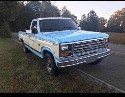 Ford F-150 Xlt Lariat (1982) Very Original Ford F-150: Used Classic Cars