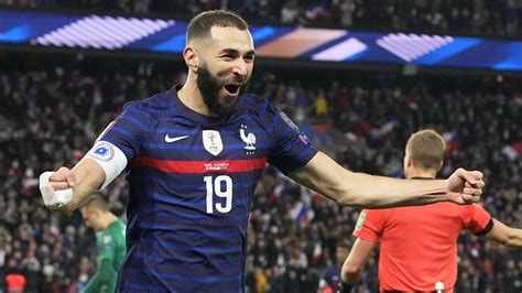 Benzema Le Dice Adi S A La Selecci N Francesa Escrib Mi Historia Y