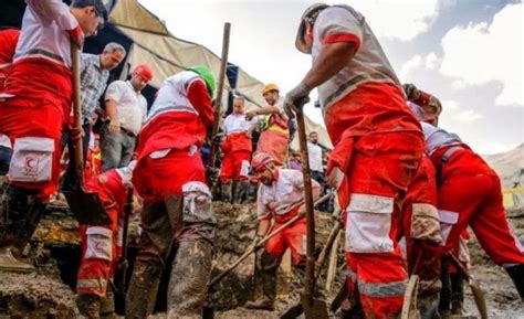 Inundaciones Y Deslaves Dejan Al Menos Muertos En Ir N Tiempo