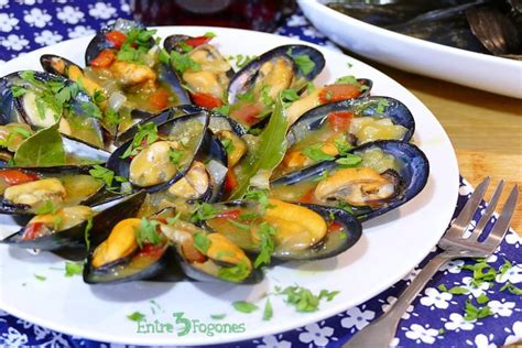 Mejillones En Salsa Picante