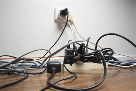 Power Strip and Extension Cord Safety | MMG Insurance