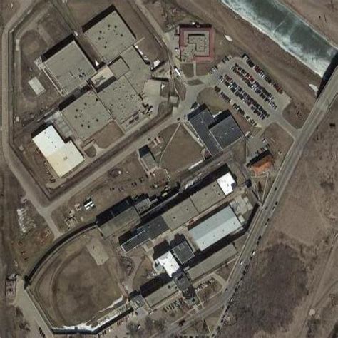 South Dakota State Penitentiary in Sioux Falls, SD - Virtual Globetrotting